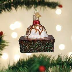 Item 426314 thumbnail Brownie A La Mode Ornament