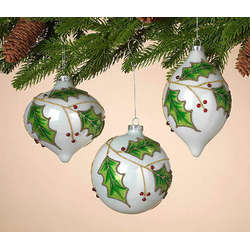 Item 431305 White Holly Onion/Ball/Finial Ornament